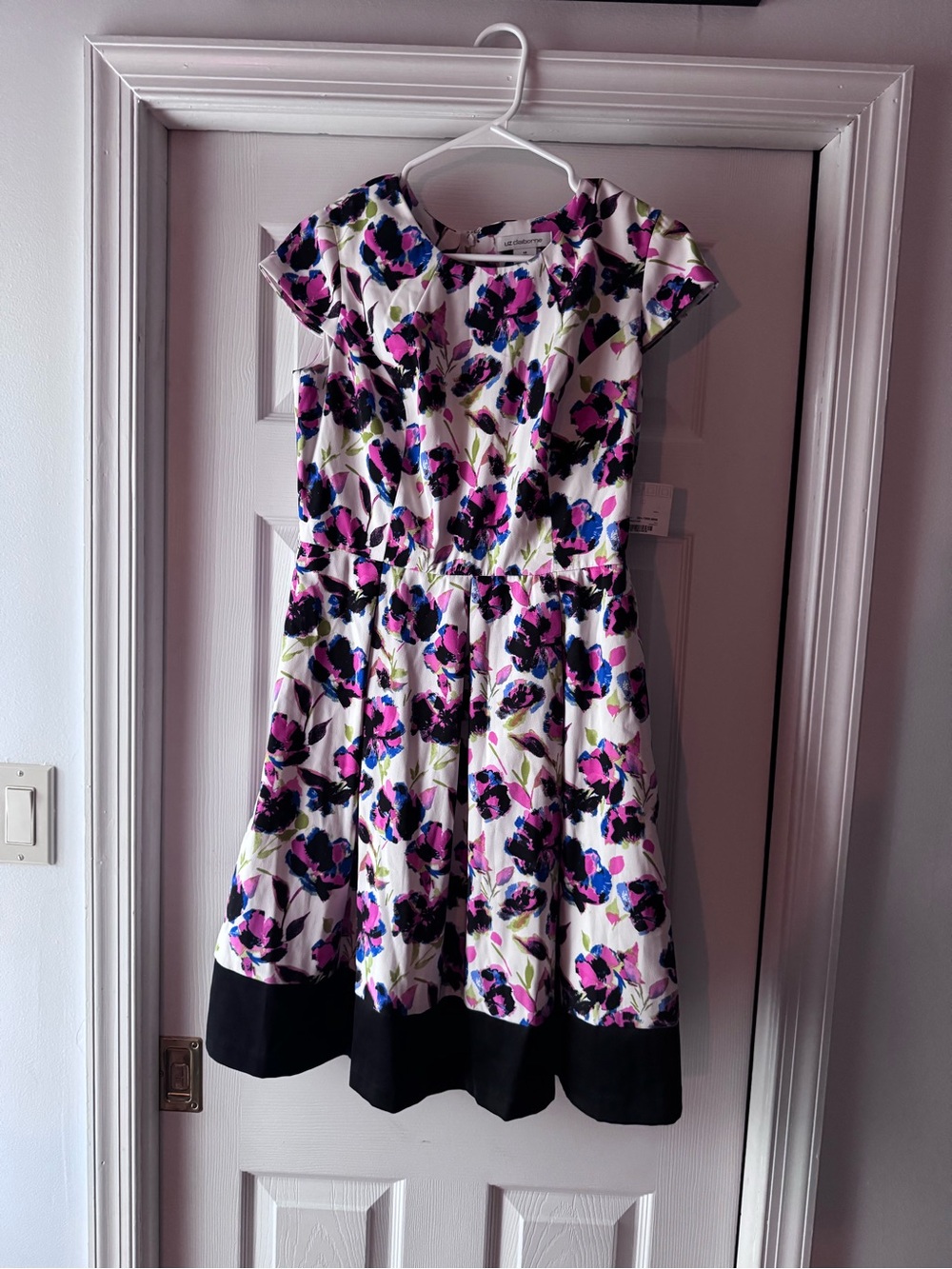 NWT LIZ CLAIBORNE DRESS SIZE 10 FLORAL